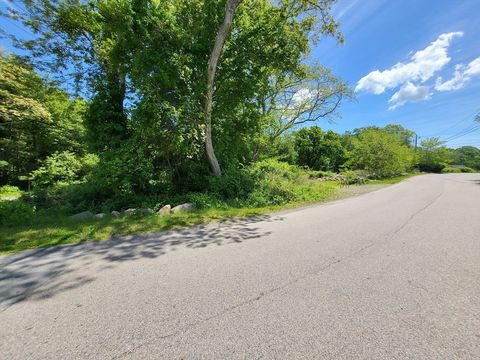 00 Wildberry Way Westport MA 02790