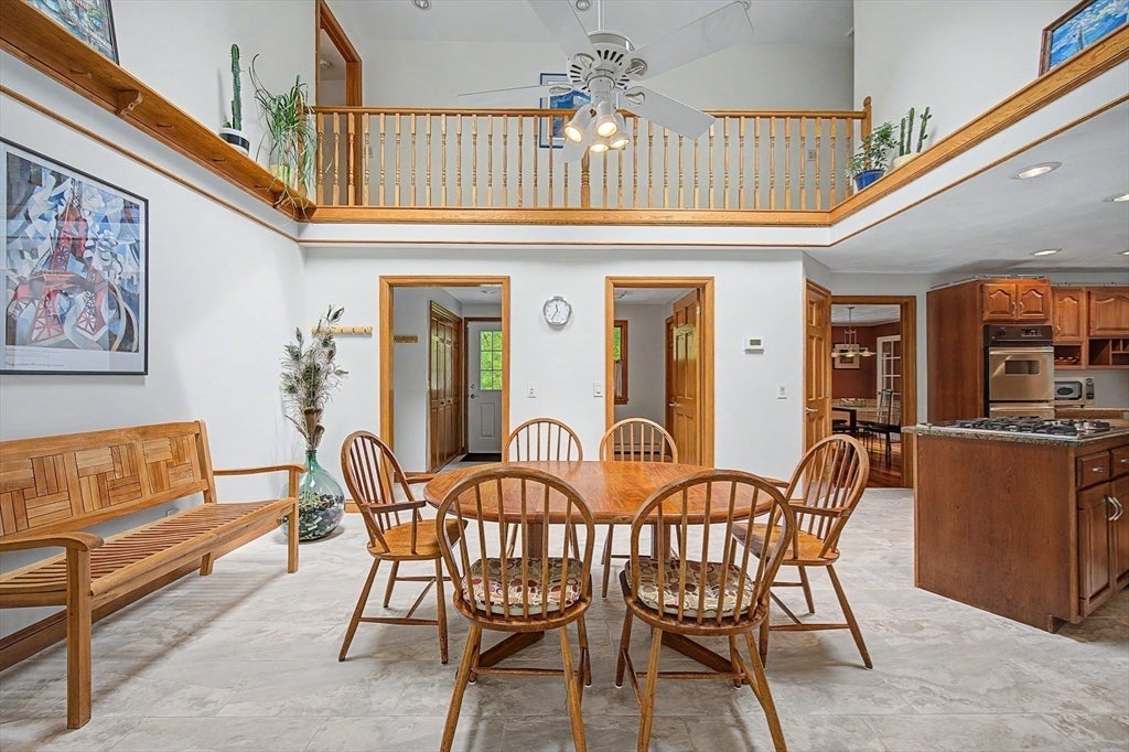 10 Benson Rd