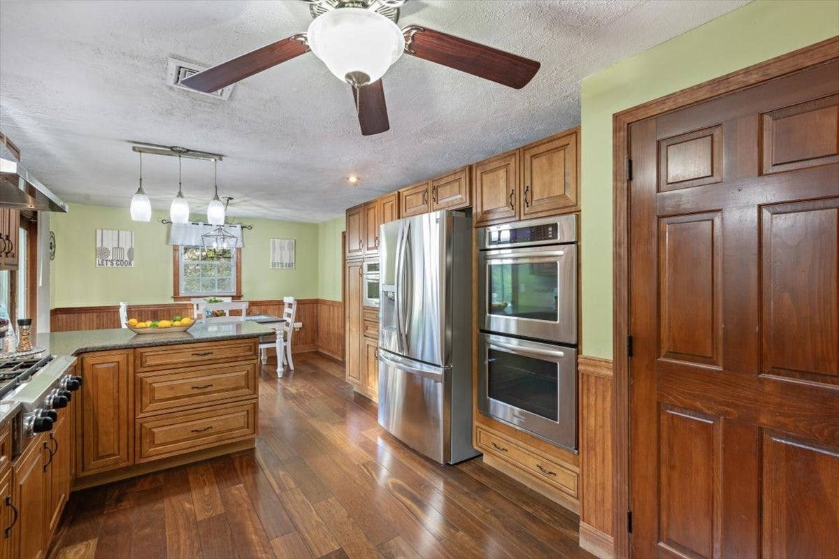 238 Beech St, Tewksbury, MA, 238 Beech St, Tewksbury, MA Photo #11