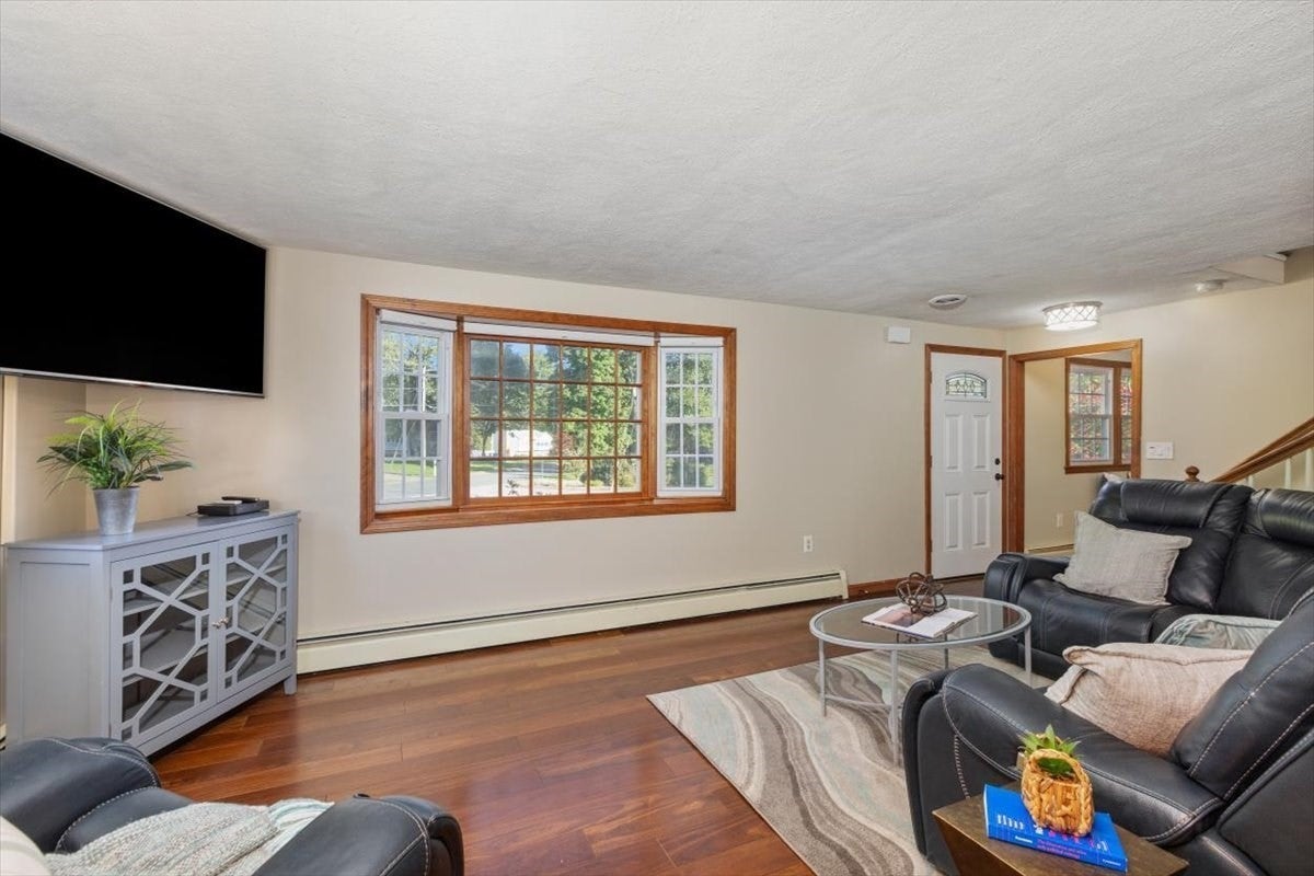 238 Beech St, Tewksbury, MA, 238 Beech St, Tewksbury, MA Photo #17
