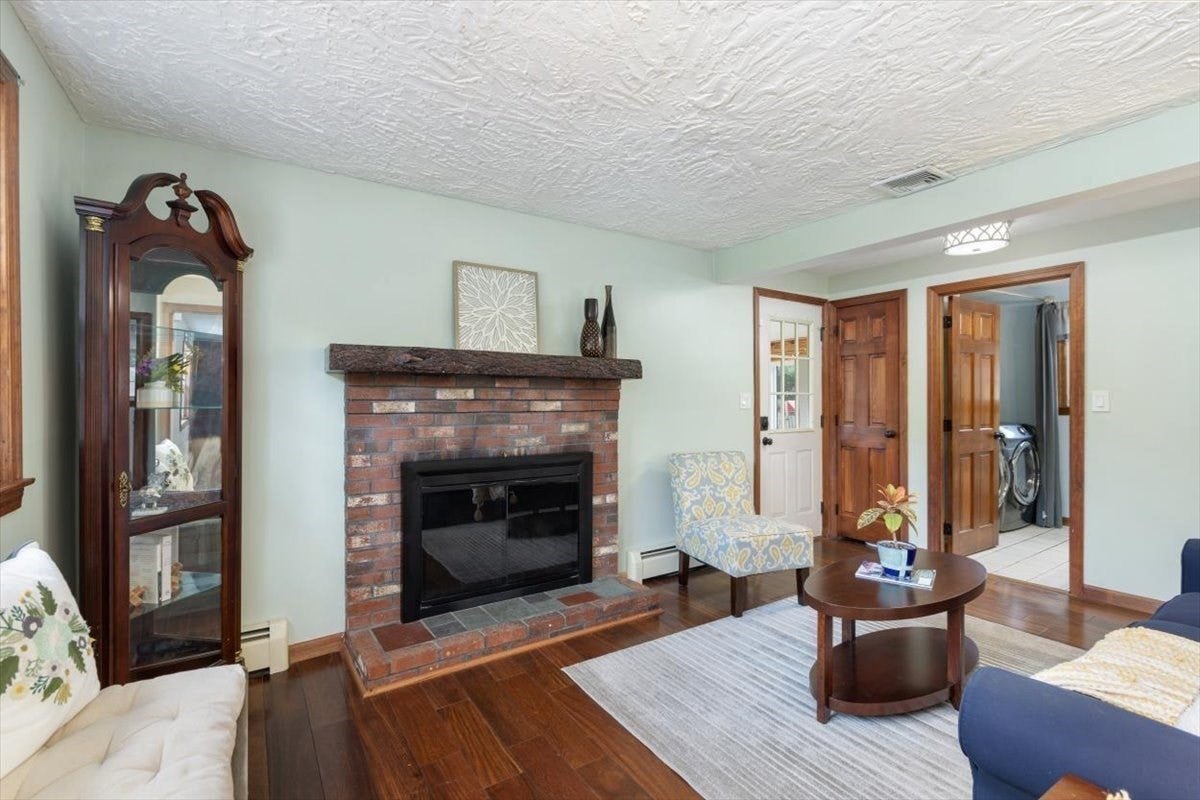 238 Beech St, Tewksbury, MA, 238 Beech St, Tewksbury, MA Photo #8