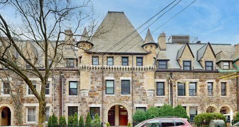 Photo of 322 Tappan St #2, Brookline, MA 02445 (MLS # 73509999)