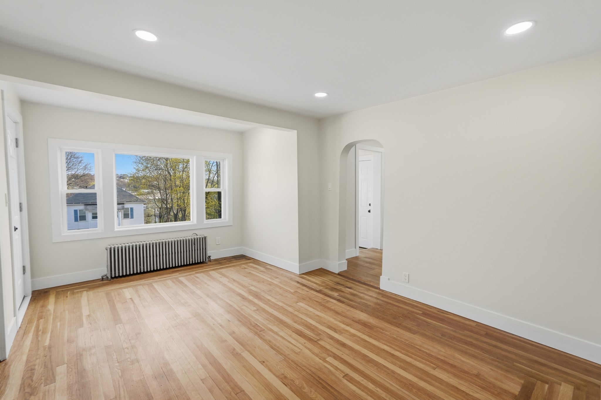 25 Johnson St, Worcester, MA Photo #23