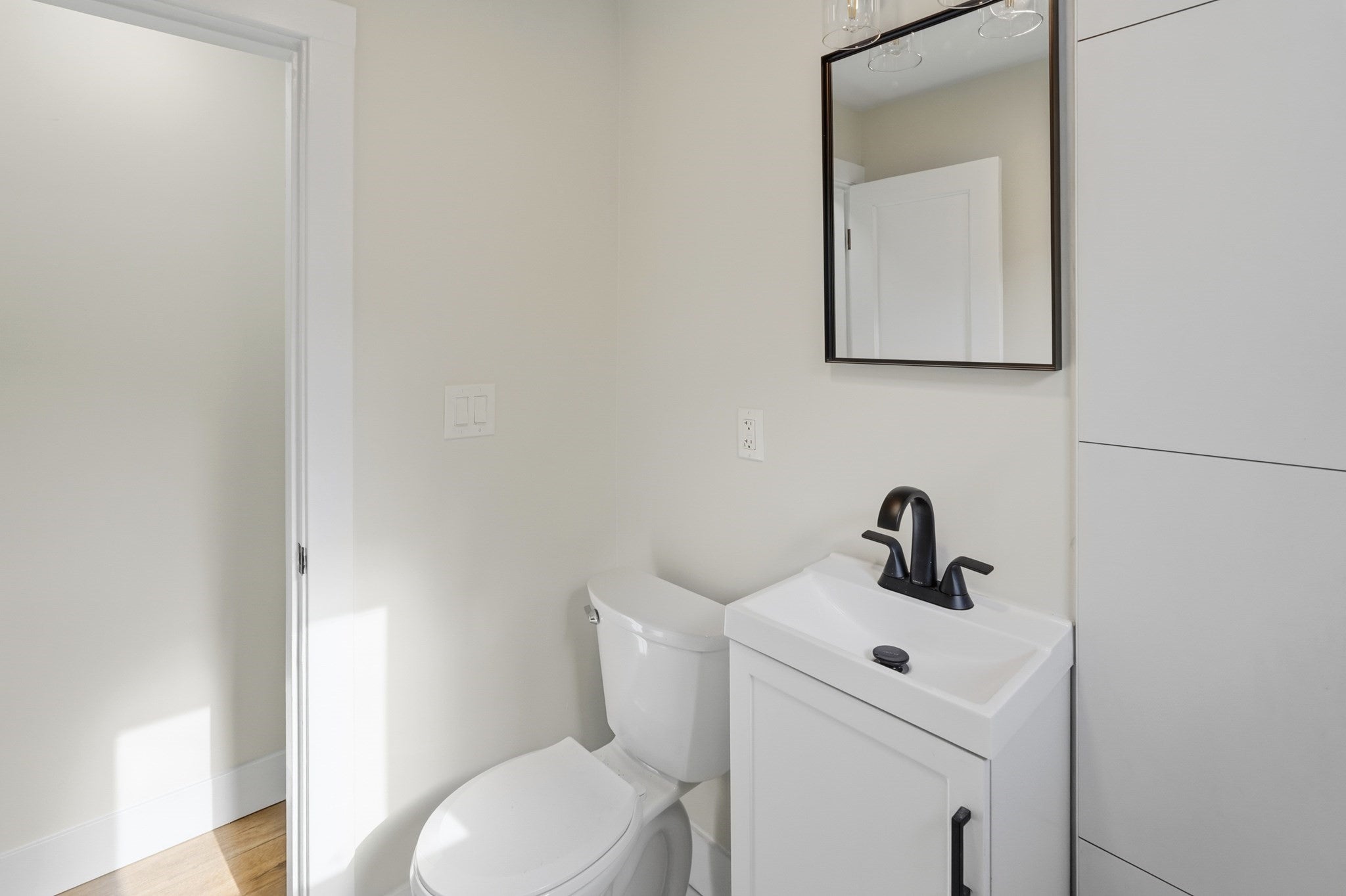 25 Johnson St, Worcester, MA Photo #19