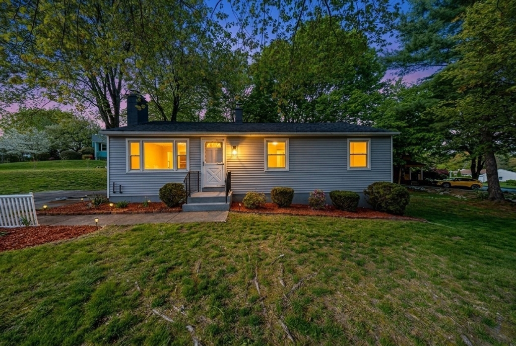 20 Meadowbrook Dr