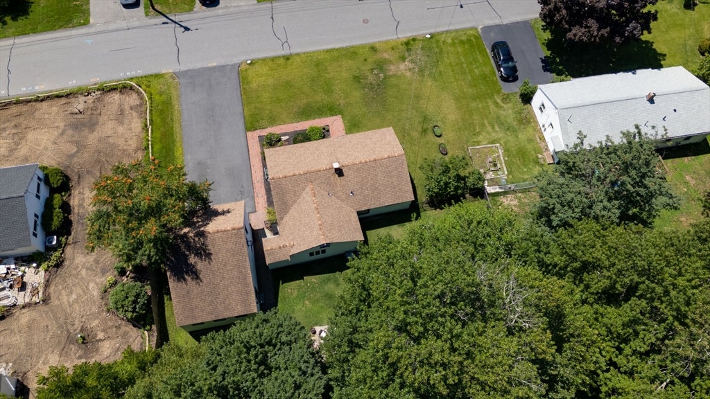 20 Ledgewood Dr, Burlington, MA Photo #23