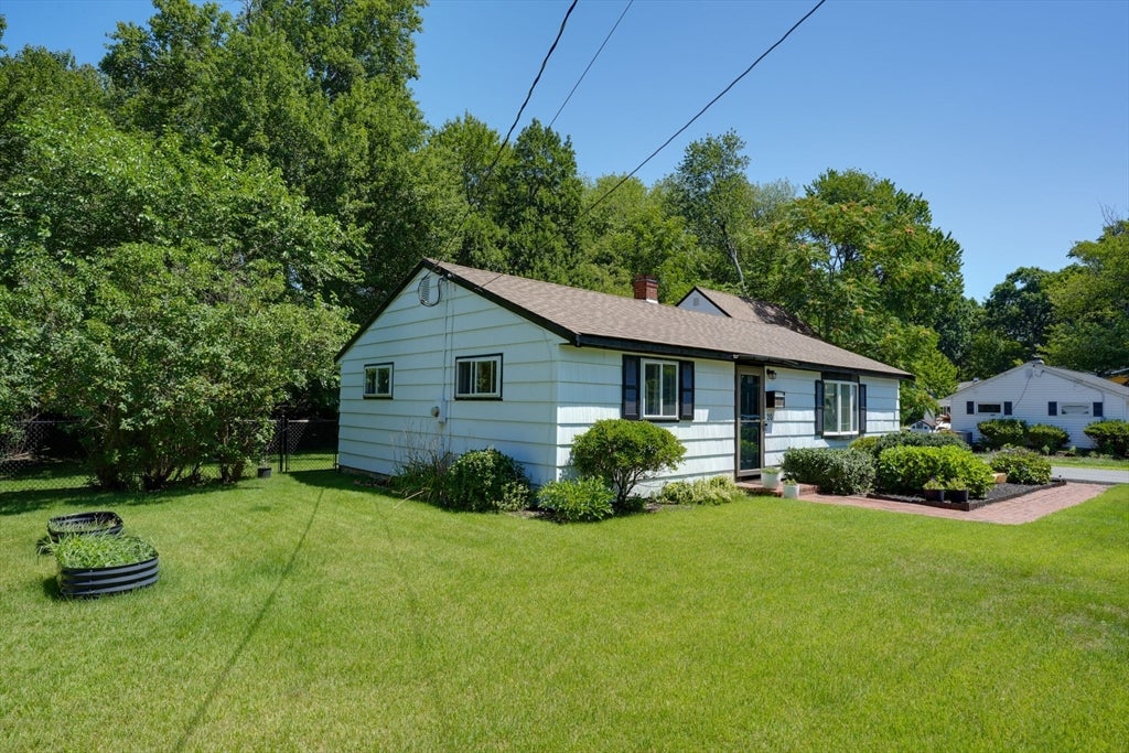 20 Ledgewood Dr, Burlington, MA Photo #30