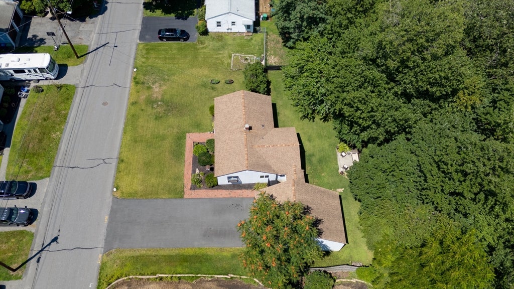 20 Ledgewood Dr, Burlington, MA Photo #19