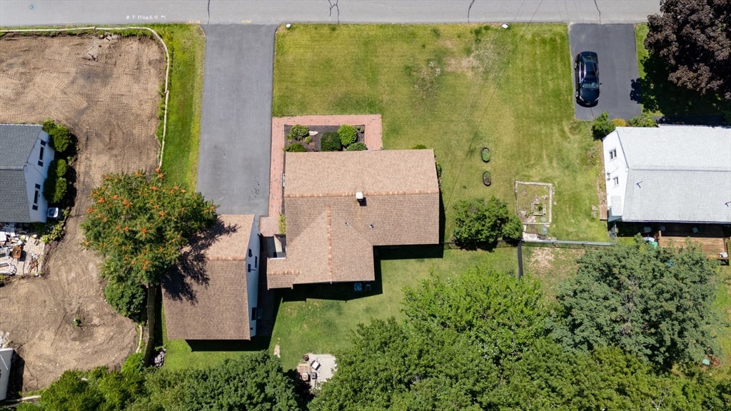 20 Ledgewood Dr, Burlington, MA Photo #21