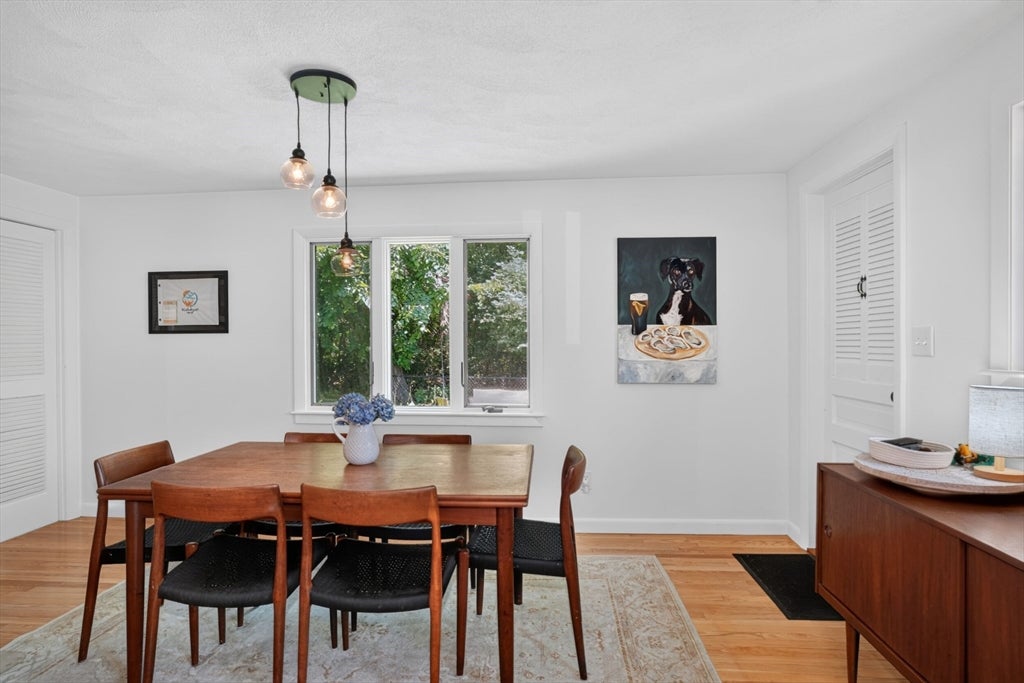20 Ledgewood Dr, Burlington, MA Photo #14