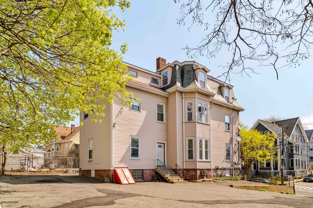 34 Pinckney St
