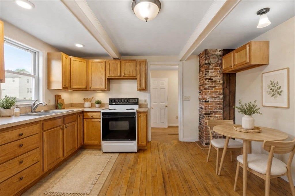 56 Lumber St, Athol MA 01331