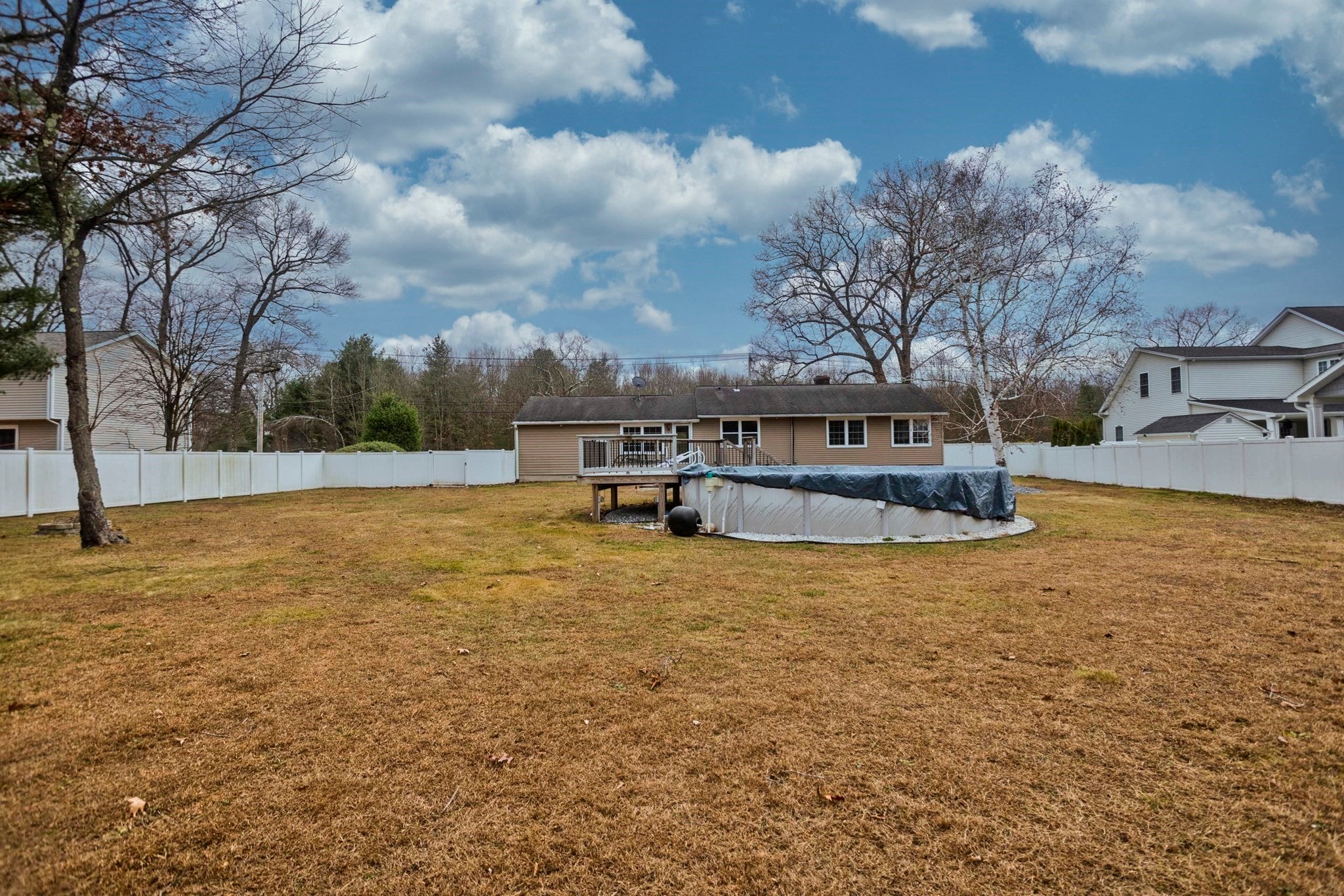 1066 Piper Rd, West Springfield, MA, 1066 Piper Rd, West Springfield, MA Photo #4
