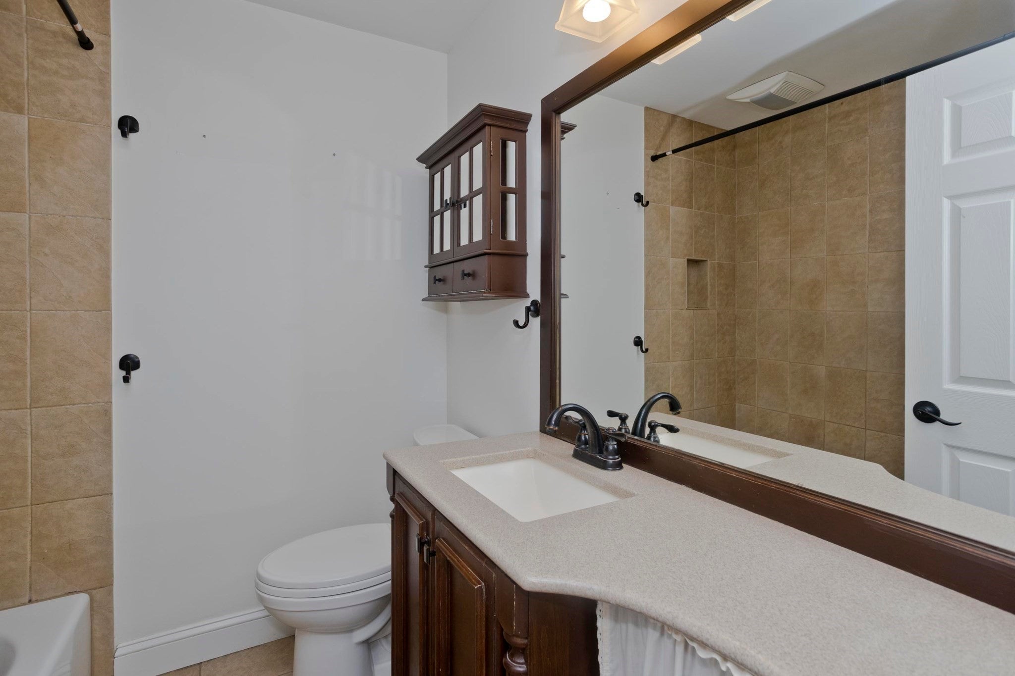 1066 Piper Rd, West Springfield, MA, 1066 Piper Rd, West Springfield, MA Photo #28