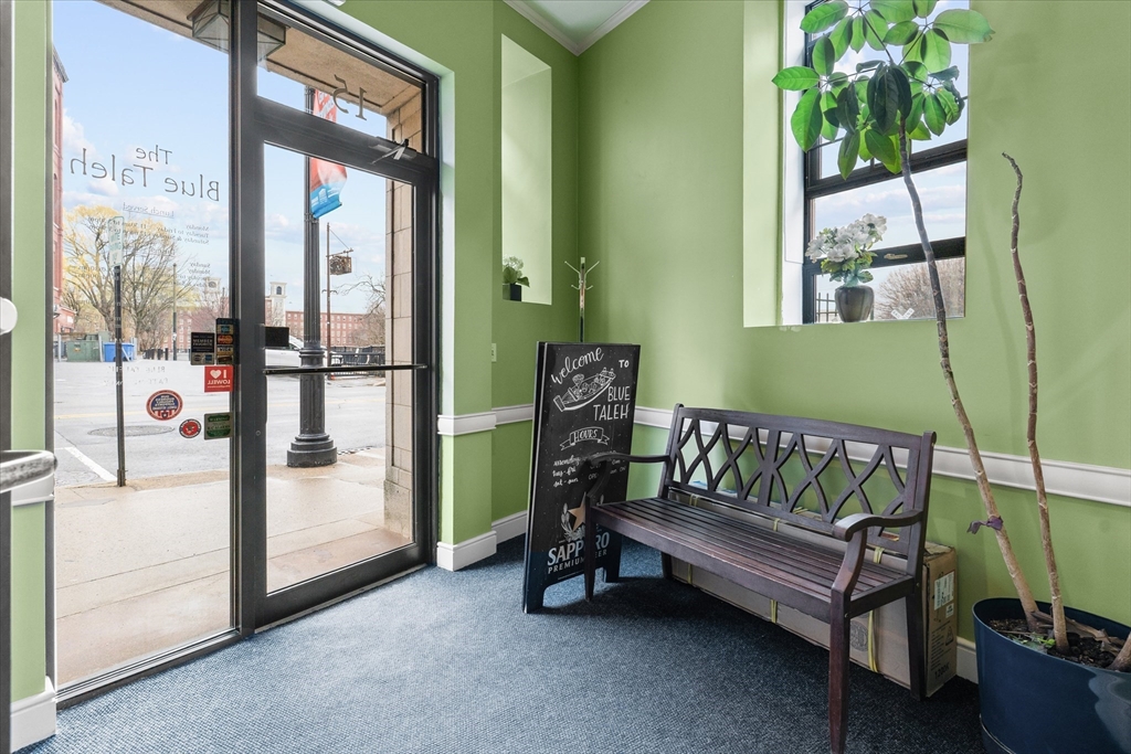 15-17 Kearney Sq
