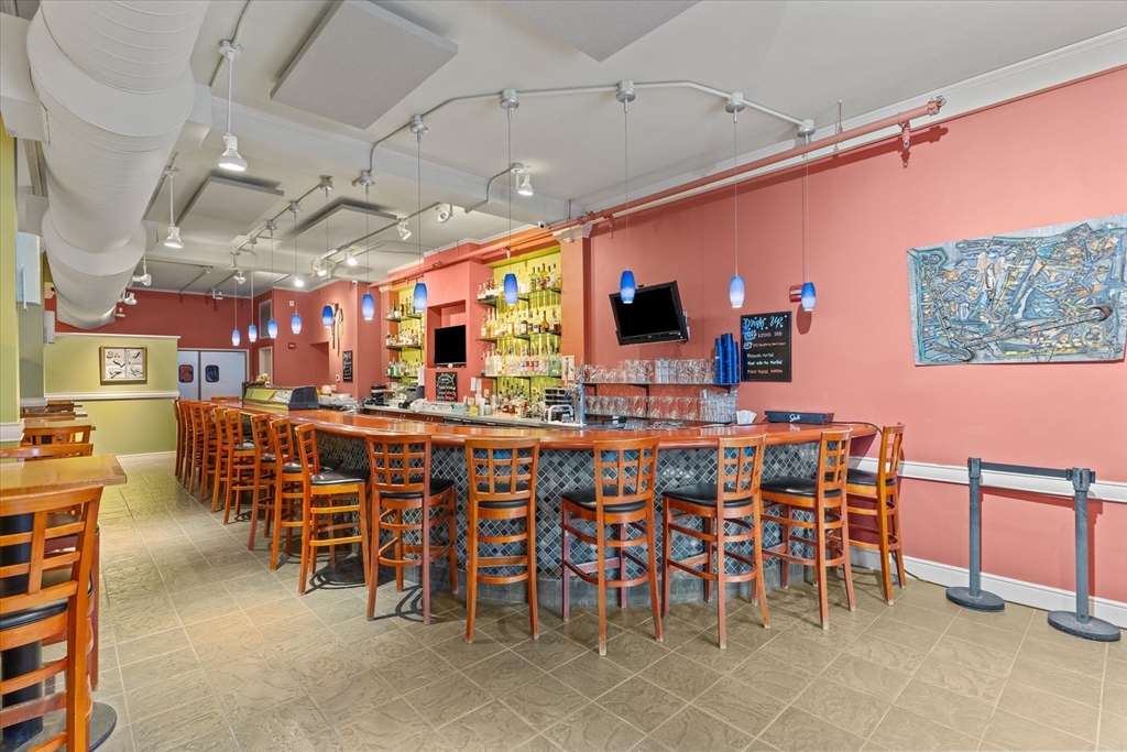 15-17 Kearney Sq