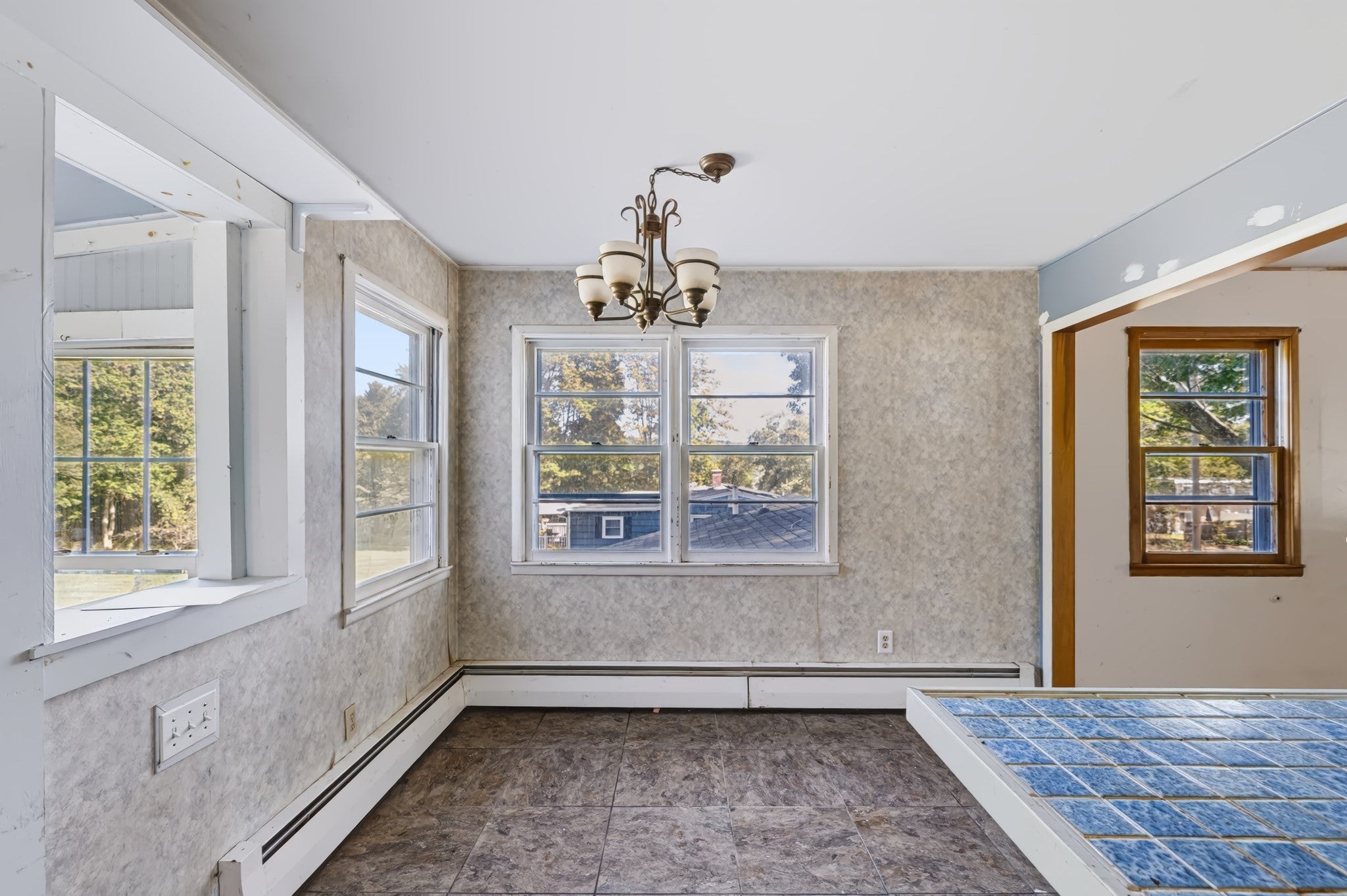 21 Fern Ave, Amesbury, MA Photo #7