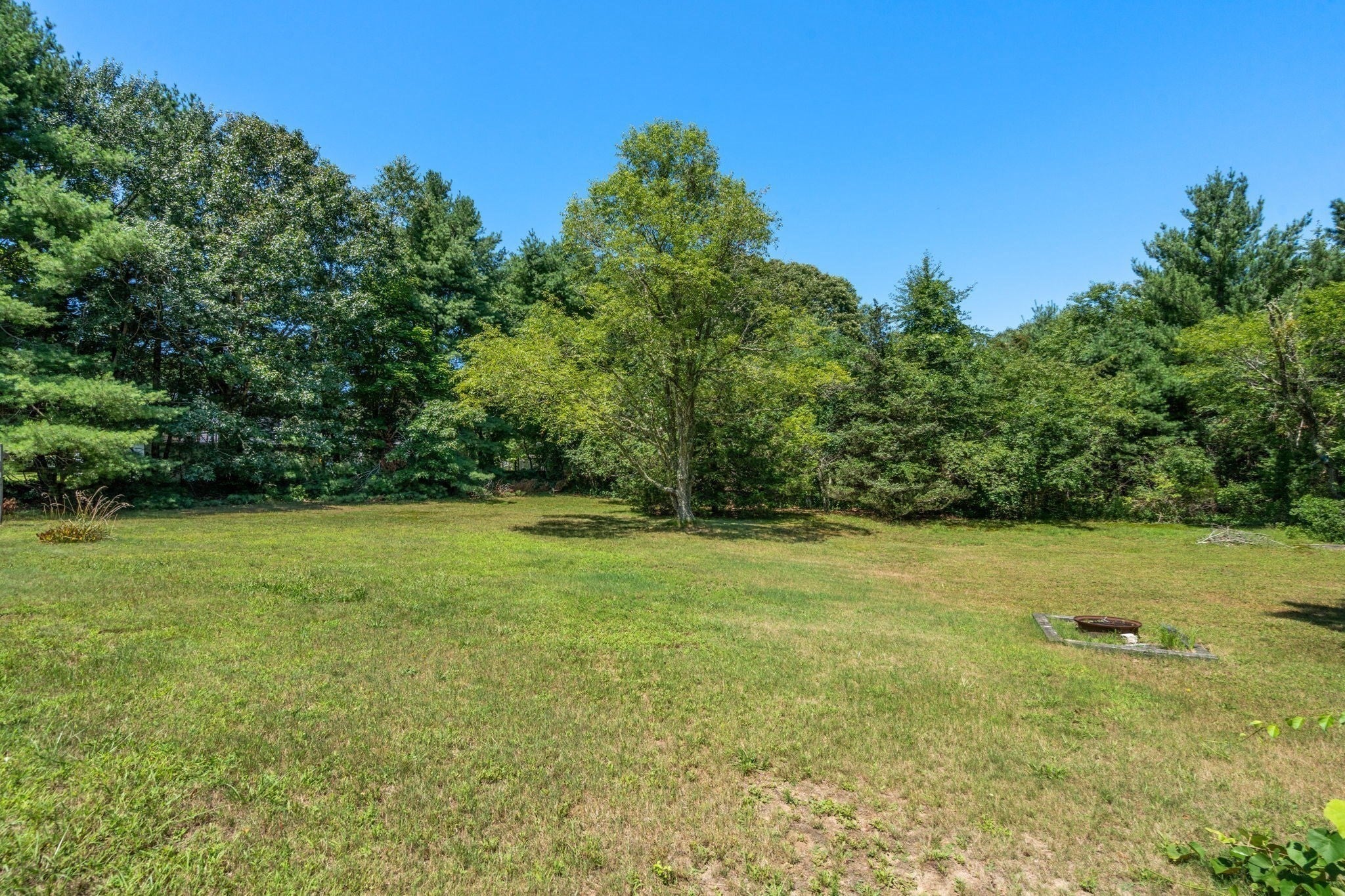32 Acushnet Rd, Mattapoisett, MA Photo #7