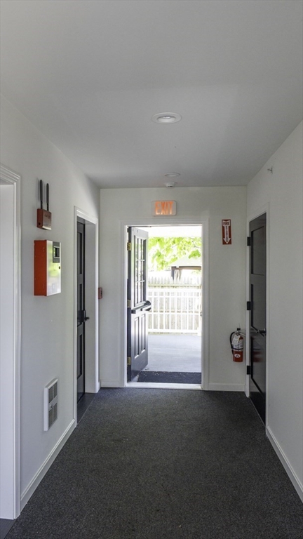 49 Center St