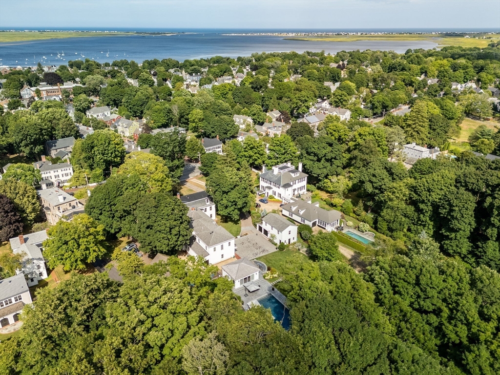 Photo: 51 High St, Newburyport, MA
