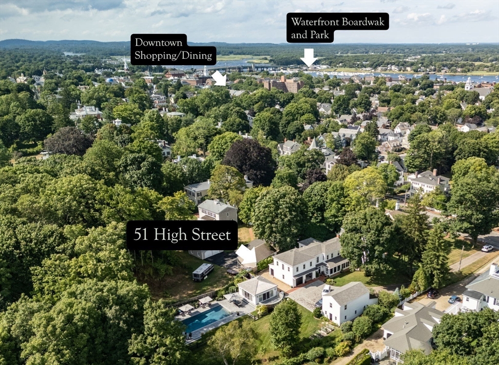 51 High St