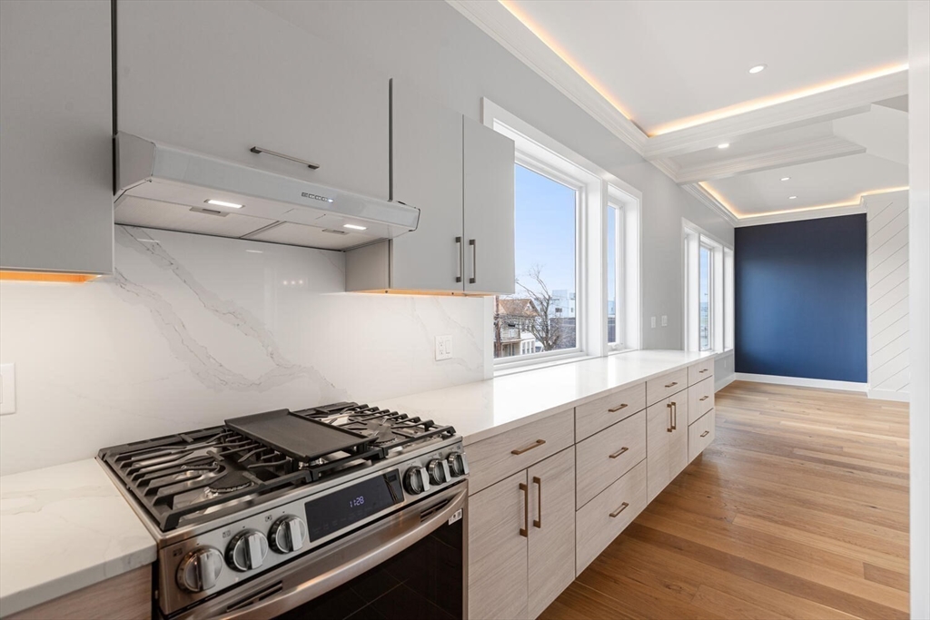 308 Newton Street 1A