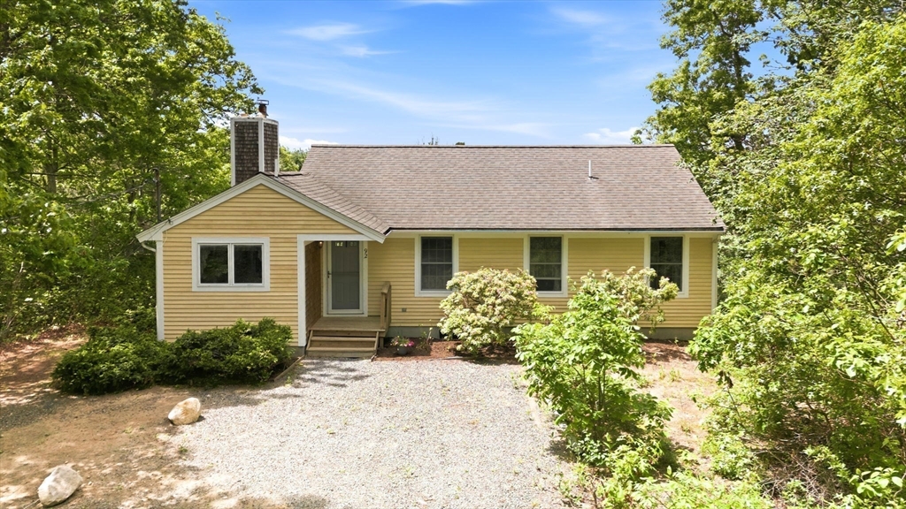 92 Shorewood Dr