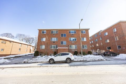 Photo of 354 Market St #9, Boston, MA 02135 (MLS # 73476425)