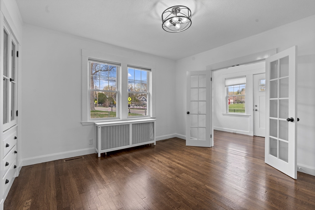 48 Washington Ave