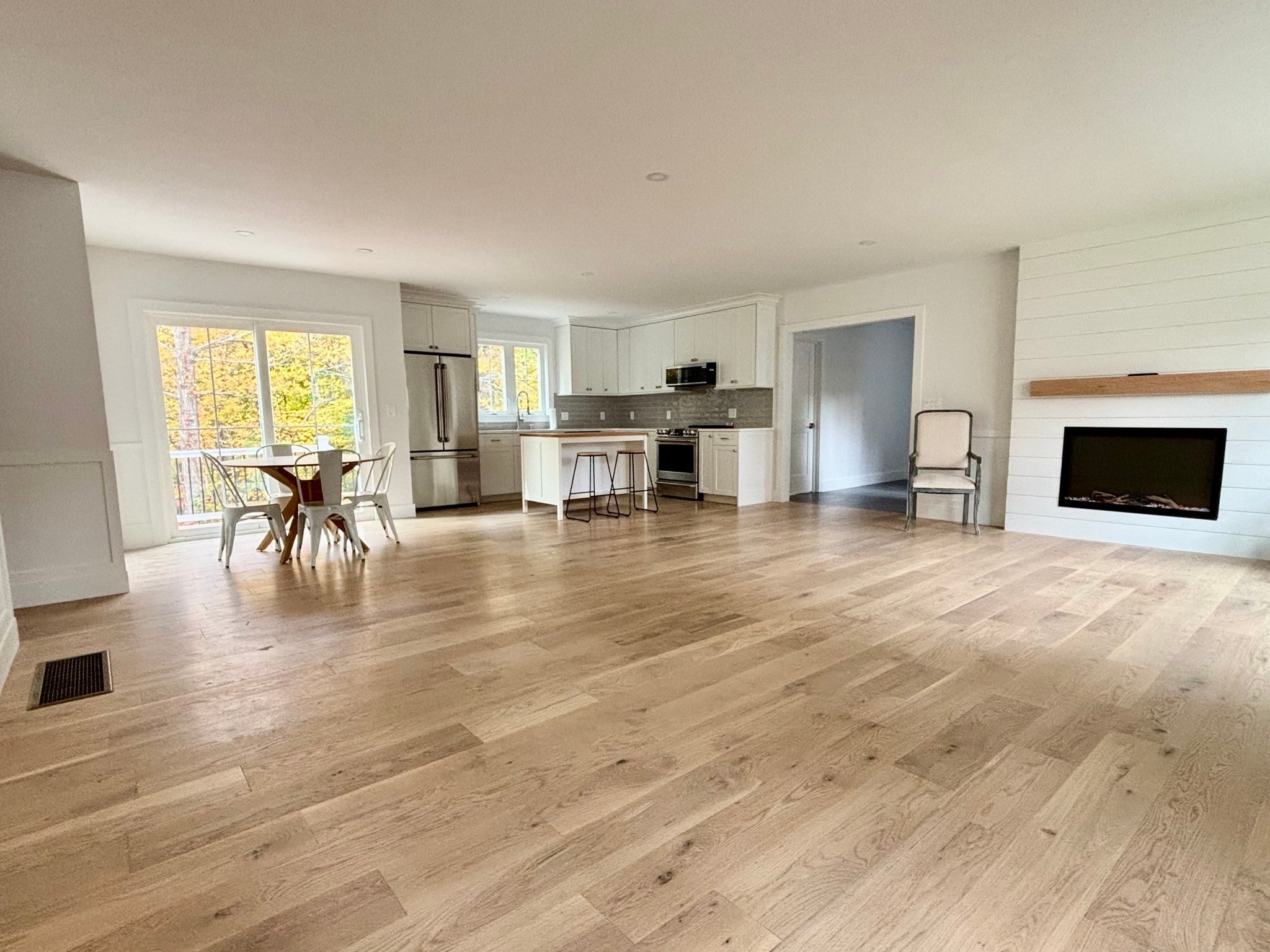 15 Mount Auburn St, Hopkinton, MA, 15 Mount Auburn St, Hopkinton, MA Photo #3