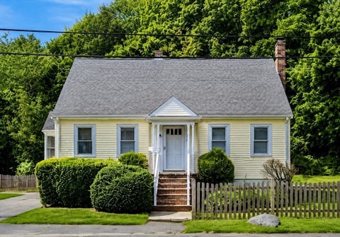 Photo of 641 Nantasket Ave, Hull, MA 02045 (MLS # 73569350)