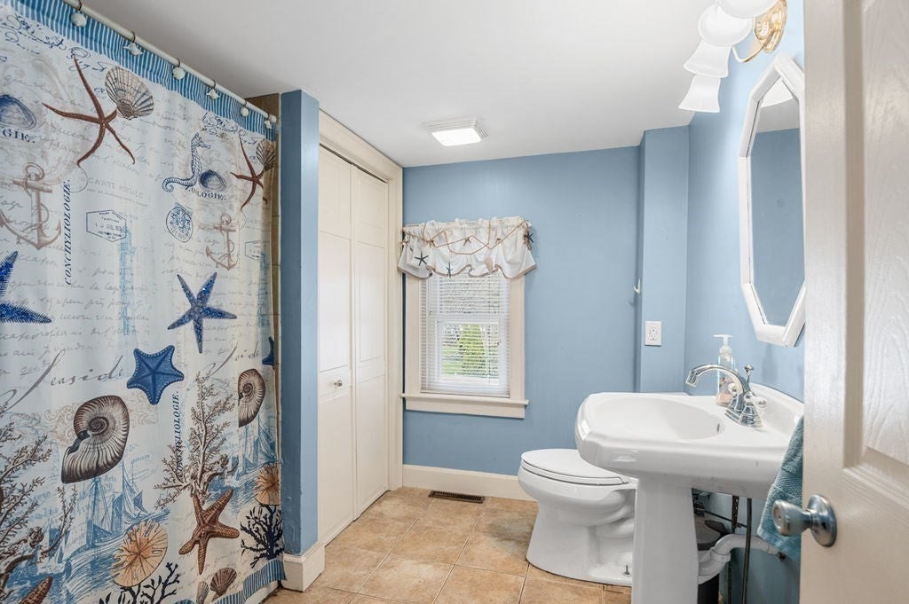 231 West Main St, Georgetown, MA, 231 West Main St, Georgetown, MA Photo #19