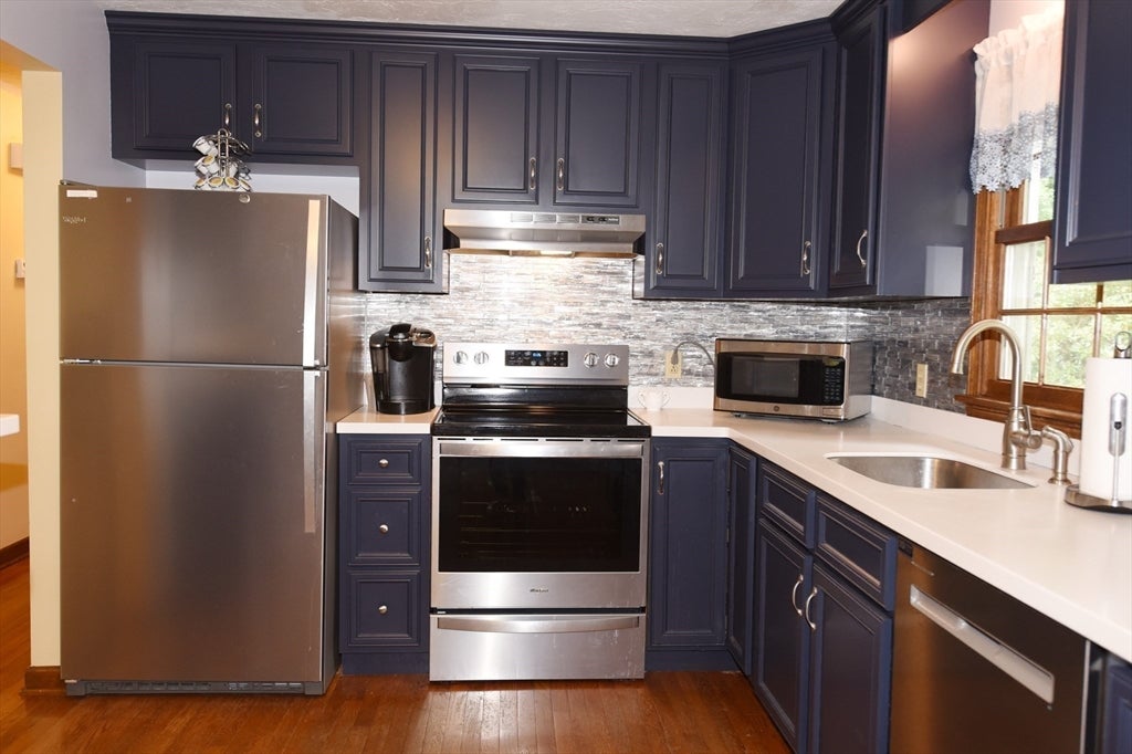 16 Arrow Drive, Whitman, MA, 16 Arrow Drive, Whitman, MA Photo #7