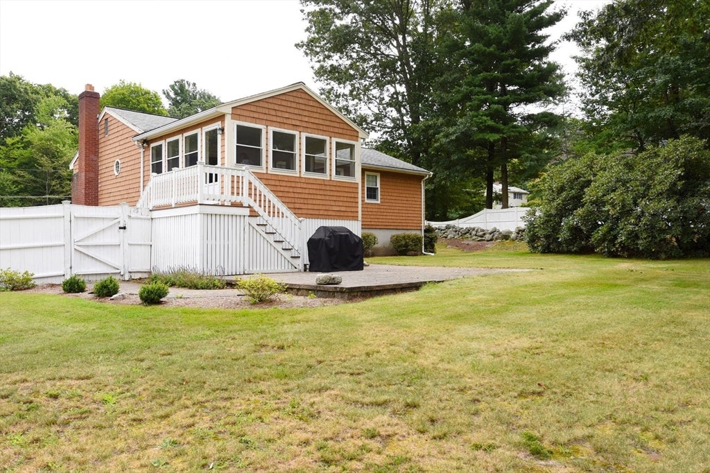 16 Arrow Drive, Whitman, MA, 16 Arrow Drive, Whitman, MA Photo #33
