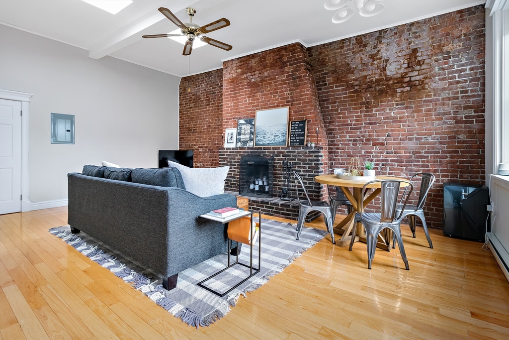 127 Marlborough St 5