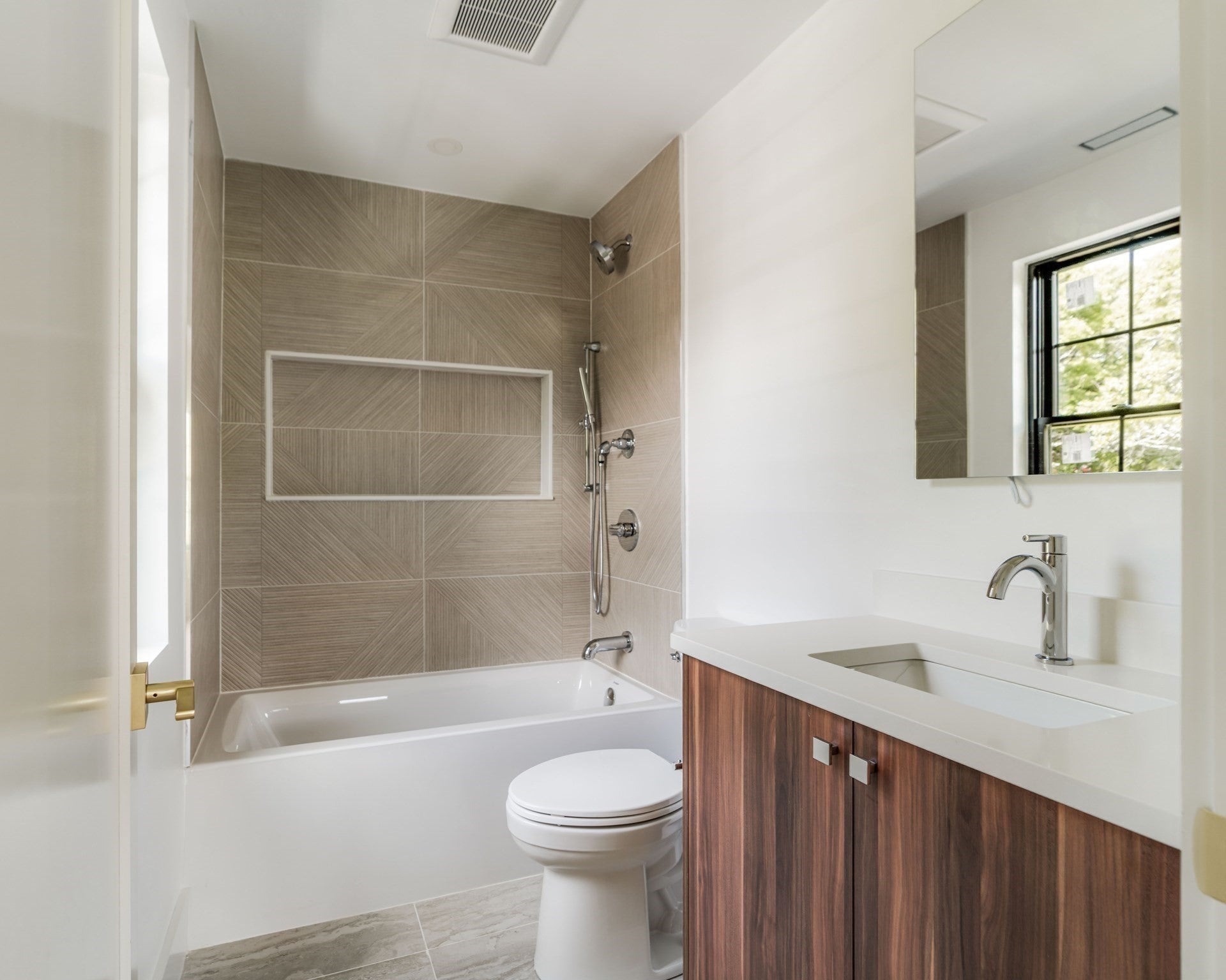 78 Manchester Road, Newton, MA, 78 Manchester Road, Newton, MA Photo #35