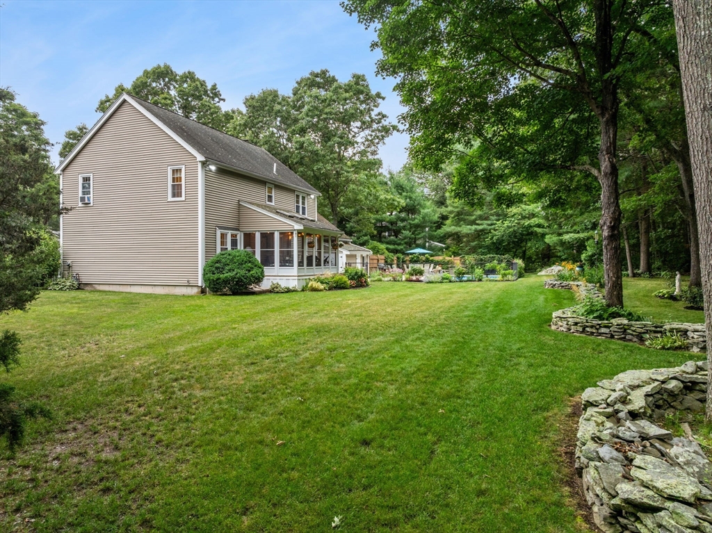65 Nichols Dr