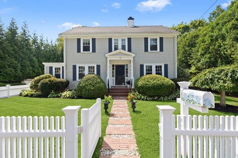 17 Free St Hingham MA 02043