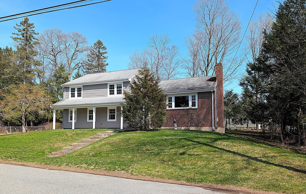 1 Louise St