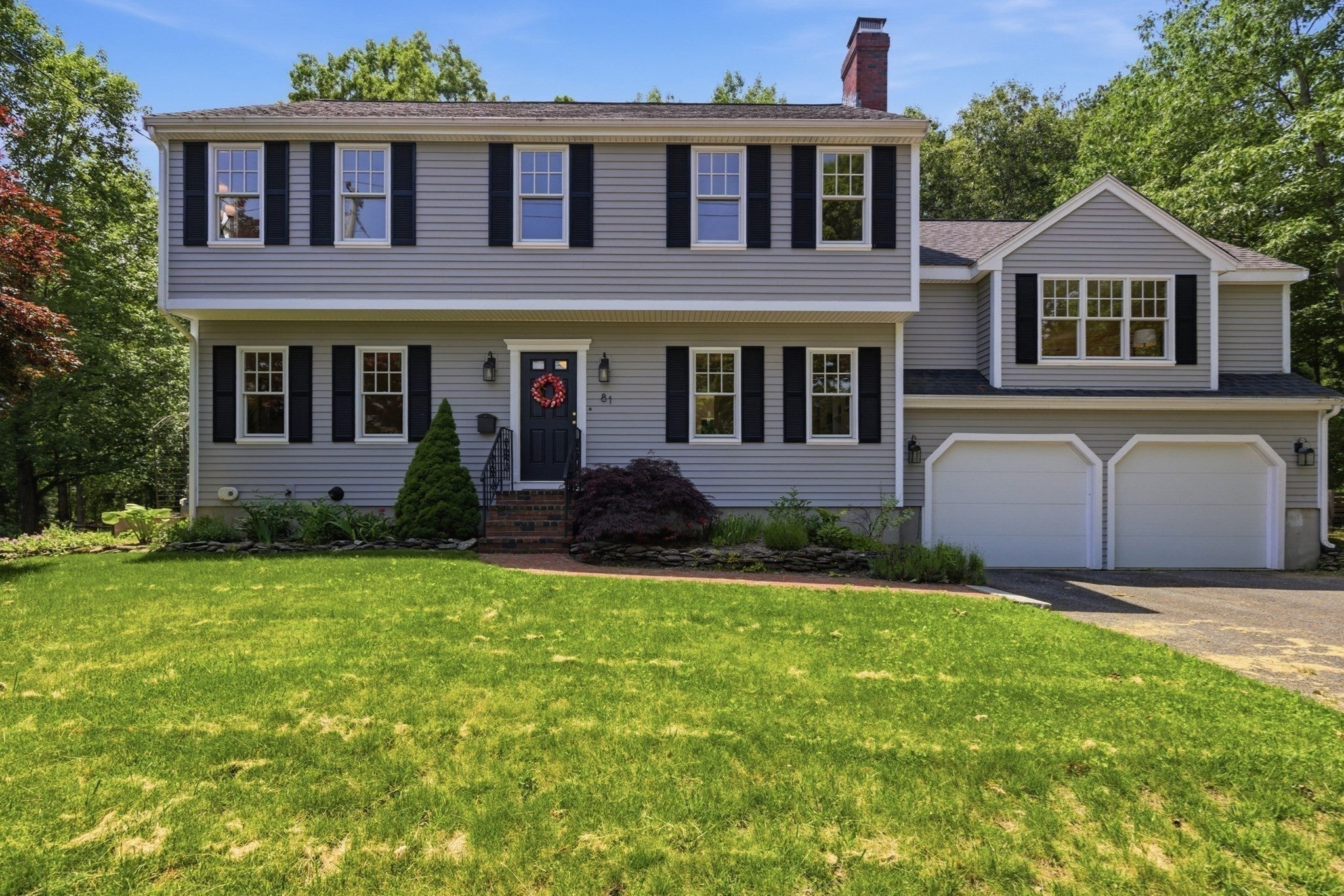 81 Parish Rd