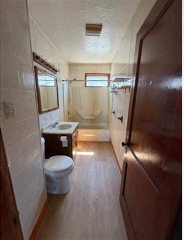 49 Perry Ave #2, Worcester, MA, 49 Perry Ave #2, Worcester, MA Photo #7