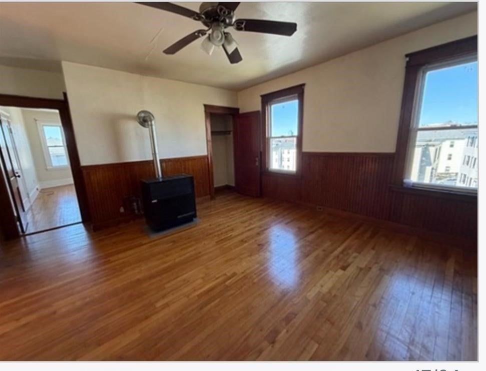 49 Perry Ave 2