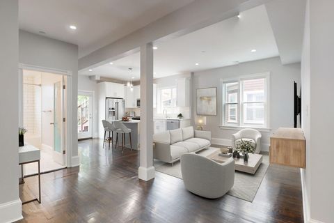 61 Charlotte Street 2 Boston MA 02121