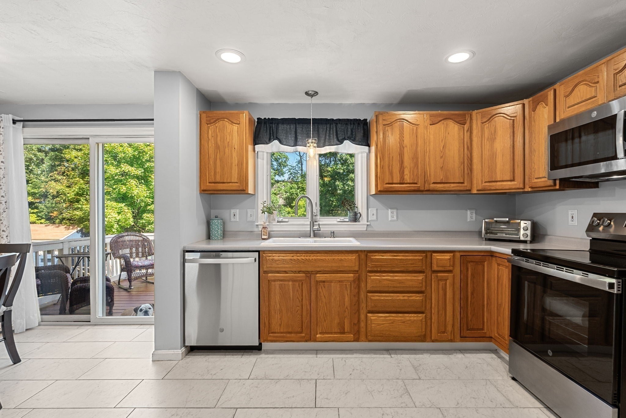 6 Cumberland St, Attleboro, MA, 6 Cumberland St, Attleboro, MA Photo #8