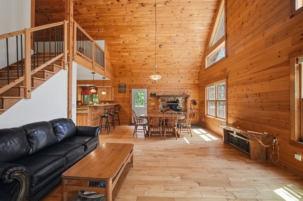 35 South Rd Ext, Peru, MA, 35 South Rd Ext, Peru, MA Photo #14