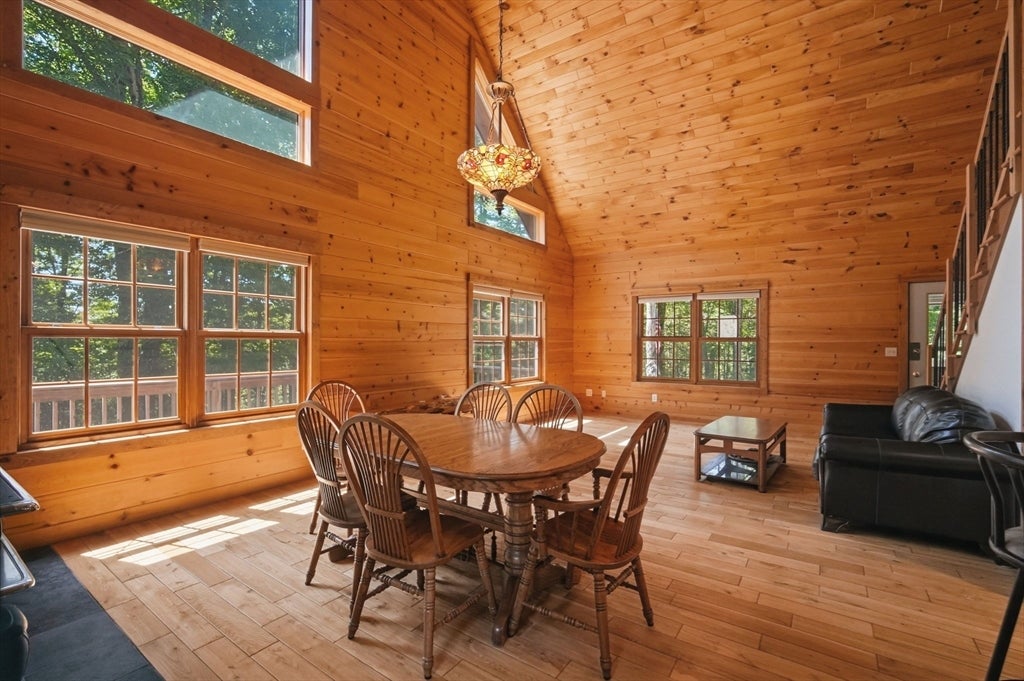 35 South Rd Ext, Peru, MA, 35 South Rd Ext, Peru, MA Photo #4