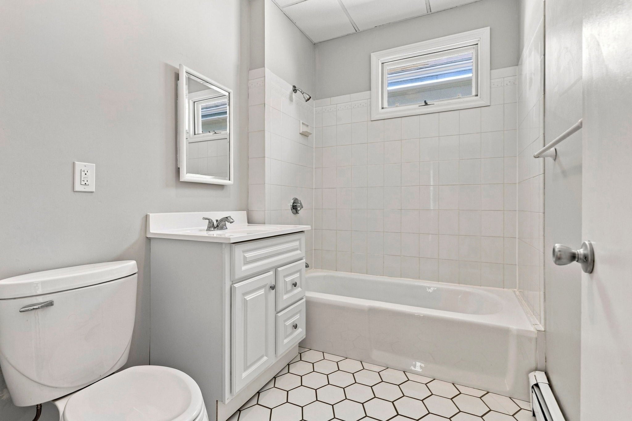 16 Usher Rd, Medford, MA Photo #21