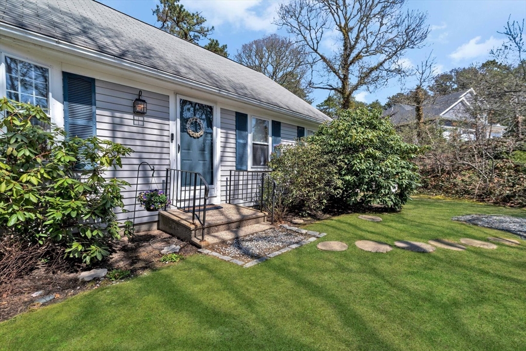 5 Maple Ln