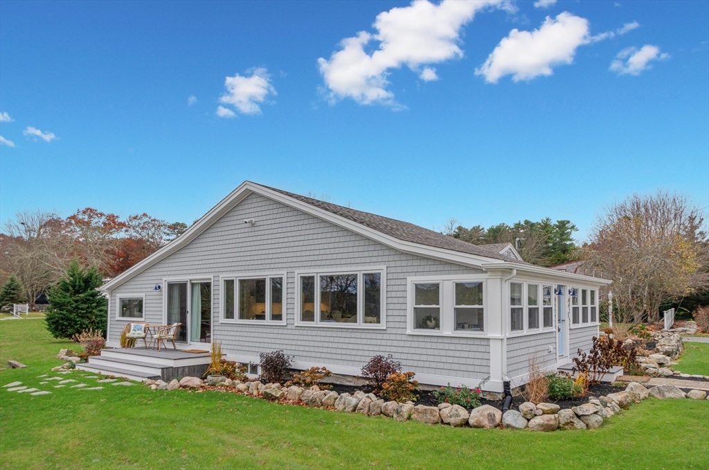 44 Oakdale Ave