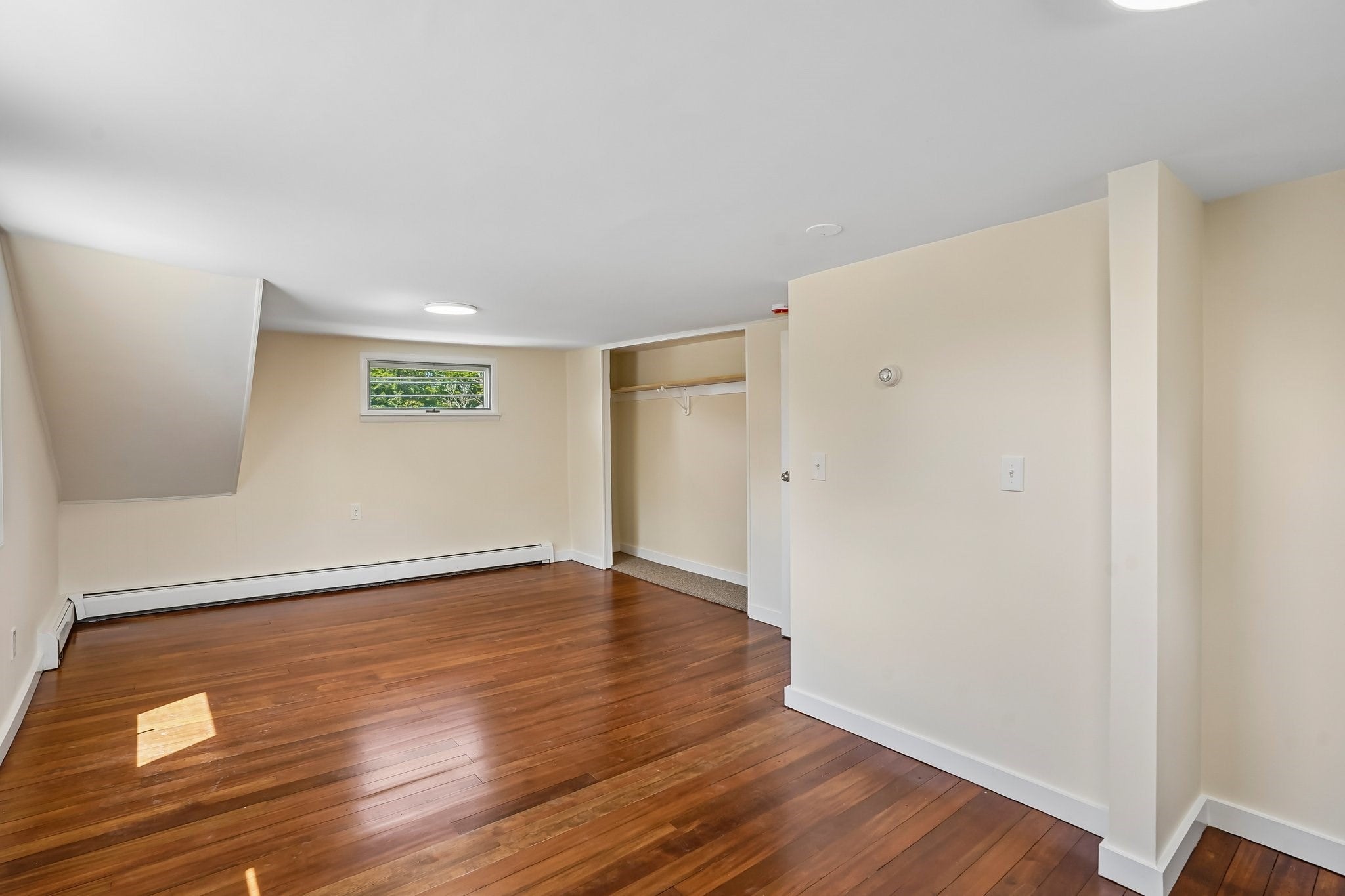 59 Hartford Ave E Ave, Uxbridge, MA Photo #16